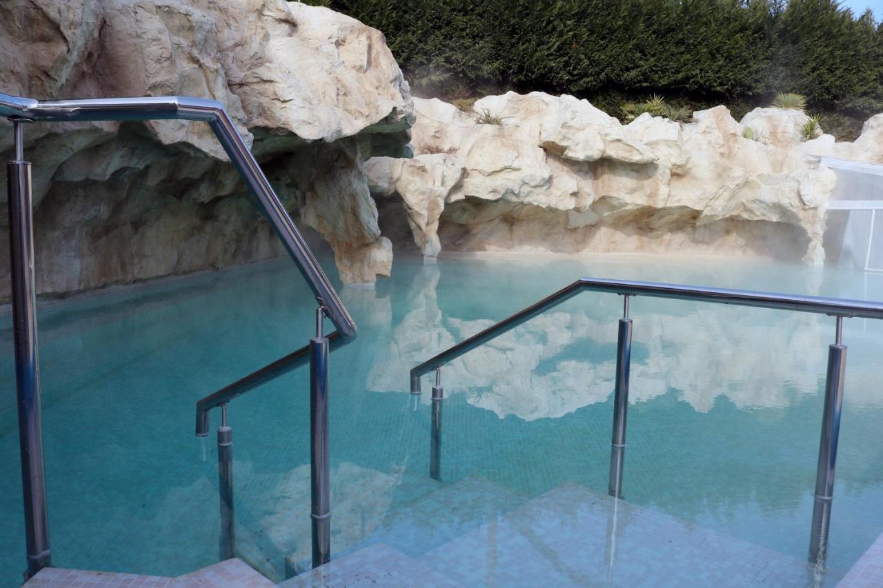 Virginia Resort & Spa - Adults Only Monteforte Irpino Bagian luar foto